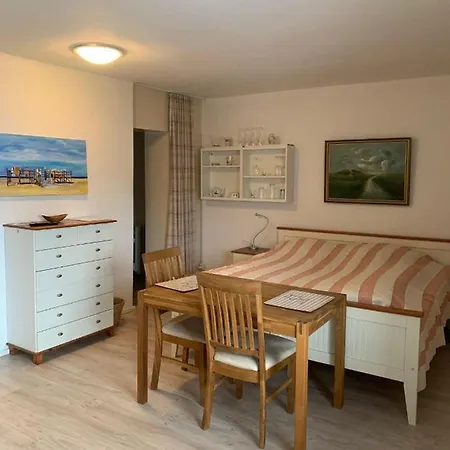 Luv-und-lee-apartment-19